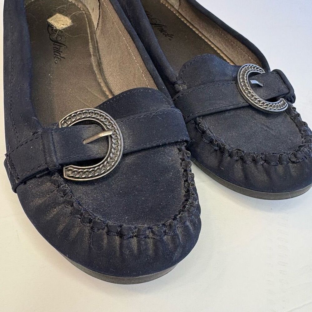 Life Stride Women’s Navy Blue Suede Buckle Flats Size 7